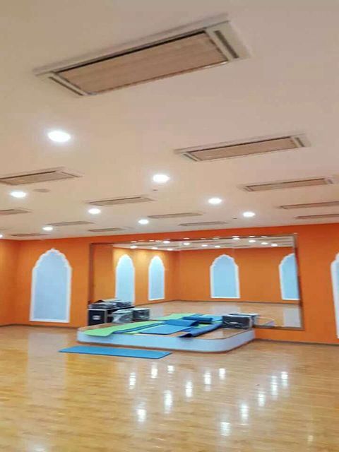 云南昆明貝斯特國(guó)際健身 高溫瑜伽教室 加熱設(shè)備 曲波型高溫輻射加熱器